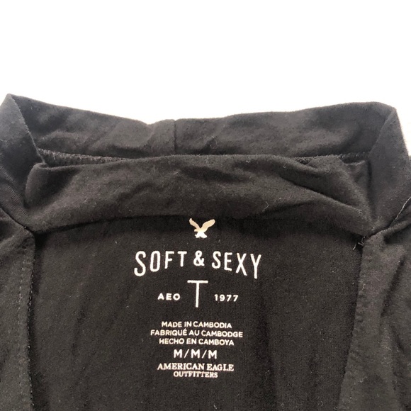 American Eagle Soft & Sexy Choker T-shirt - Picture 3 of 3